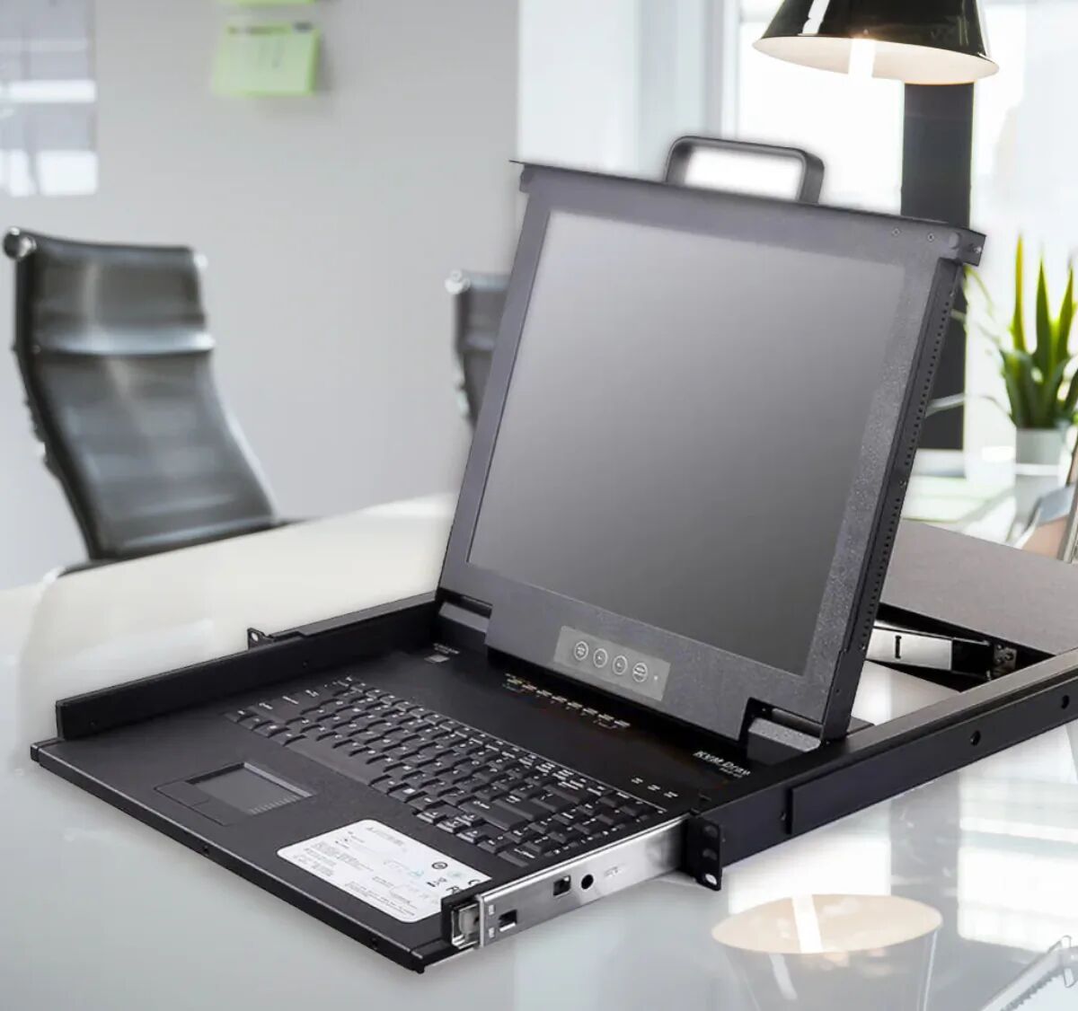 KVM-консоль Evetron RD V1708V-C для 256 источников